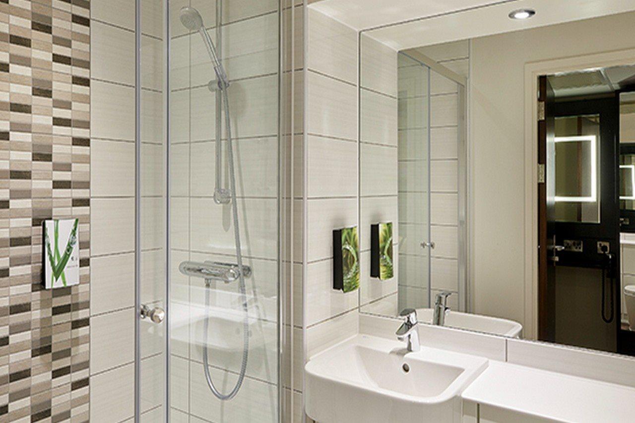 Premier Inn Manchester West Didsbury Екстериор снимка